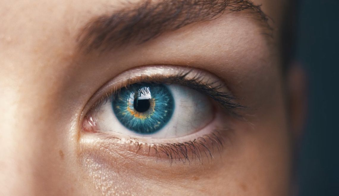Tout savoir sur le sérum physiologique pour les yeux : Indications, utilisations, et risques.